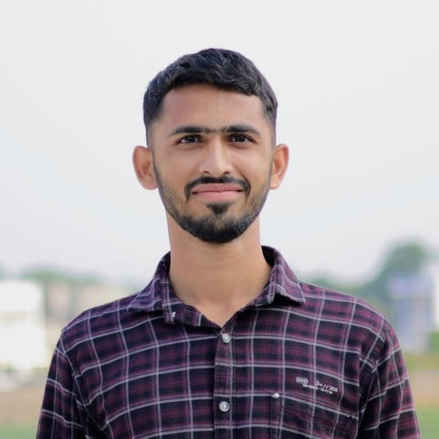 Afroz Mansuri, Java Developer at NNT Software